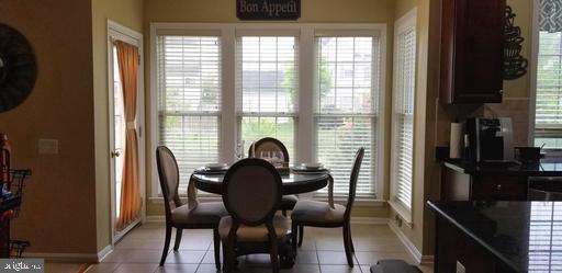 Foto del edificio - 8171 Douglas Fir Dr
