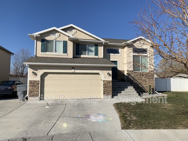 Photo - 741 N Haworth Circle
