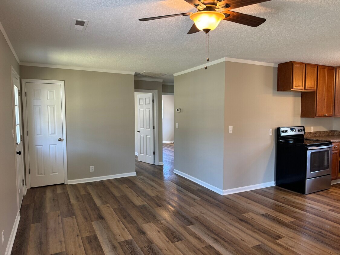 1904 Keith Rd, Tunnel Hill, GA 30755 House Rental in Tunnel Hill, GA