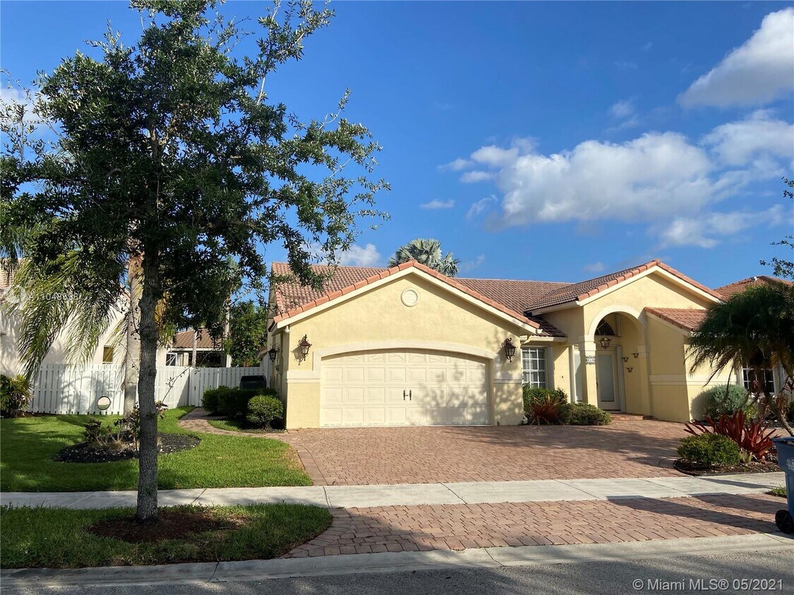 659 Verona Pl, Weston, FL 33326 House Rental in Weston, FL