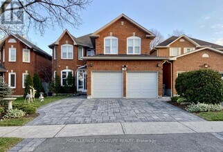 Building Photo - 194 Nahani Way