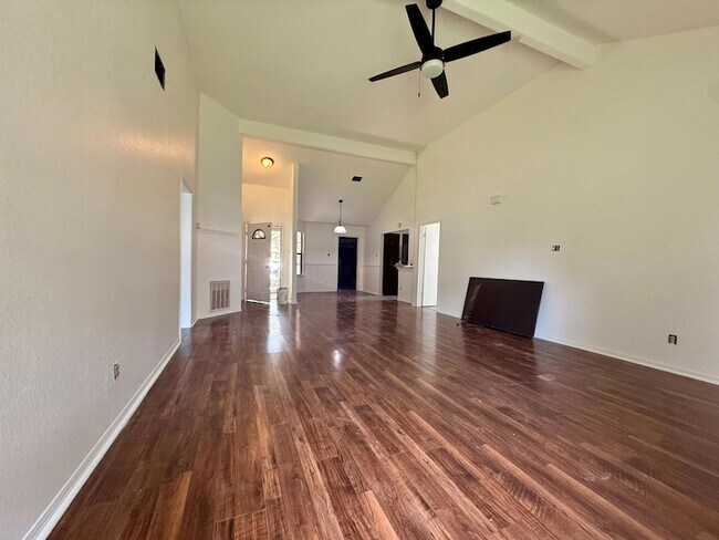 Foto del edificio - 2107 Willow Way