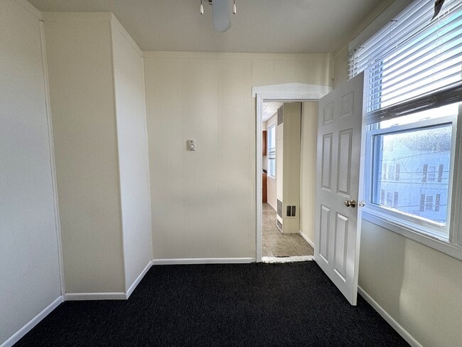 Building Photo - 49 Fulton St