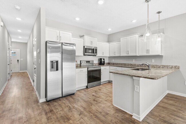 Foto del edificio - 4204 Spyglass Dr