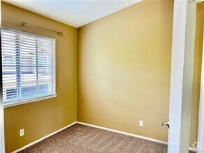 Building Photo - 21082 Berry Glen