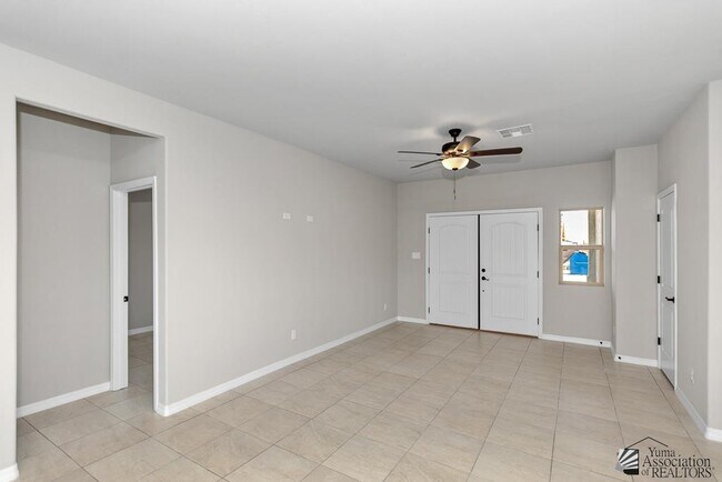 Foto del edificio - 7938 E 34th St
