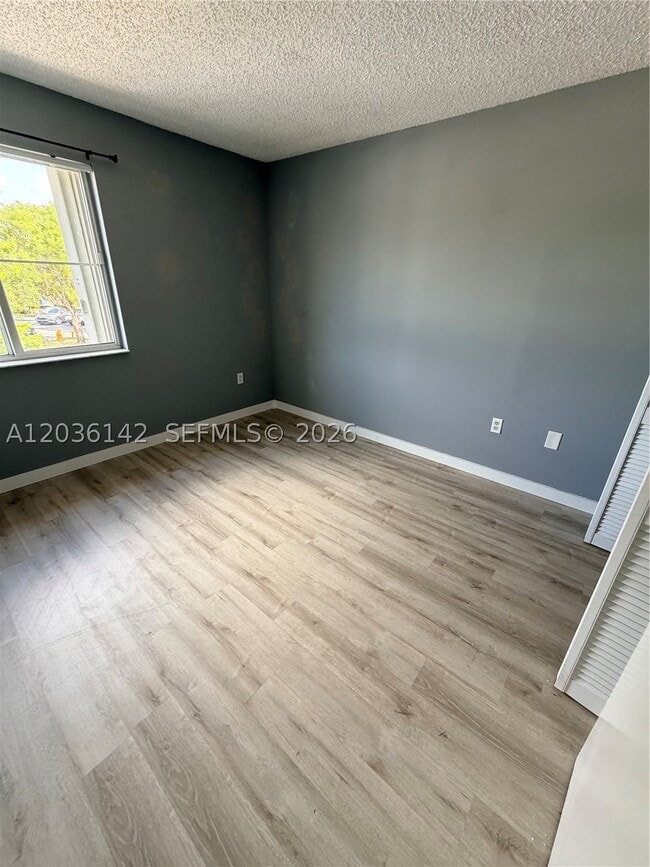 Building Photo - 15741 SW 137th Ave