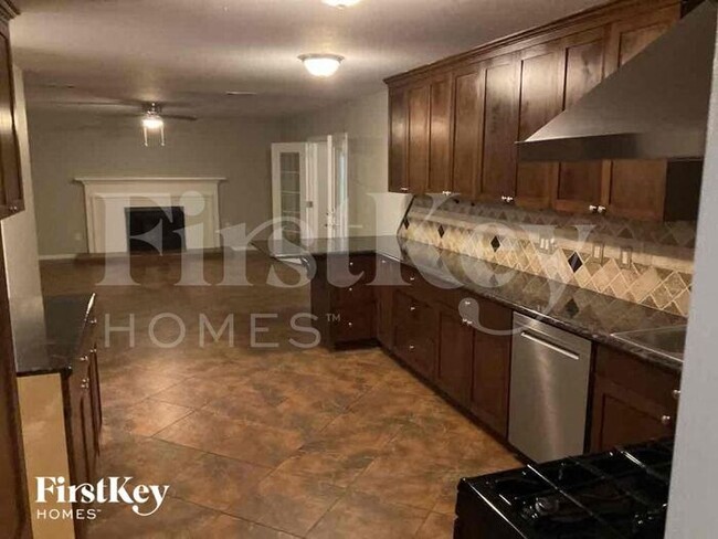 Foto del edificio - 12523 Mill Ridge Dr