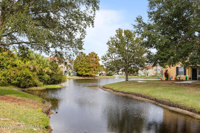 Foto del edificio - 5663 Star Rush Dr