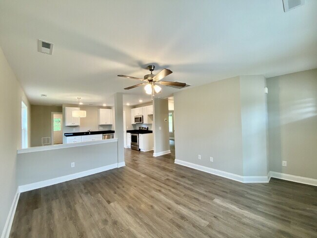 Foto del edificio - Beautiful Home!