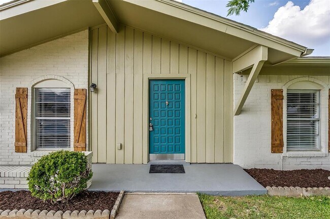 Building Photo - 3209 Old Hickory Trail