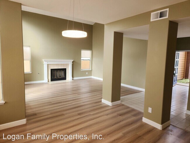 Foto del edificio - 4 br, 3.5 bath House - 4439 Heritage Glen ...
