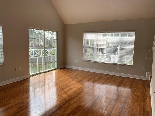 Foto del edificio - 10416 White Lake Ct