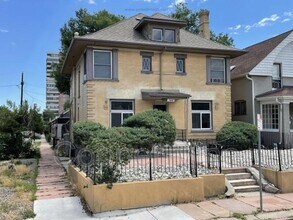 Building Photo - 146 Logan St