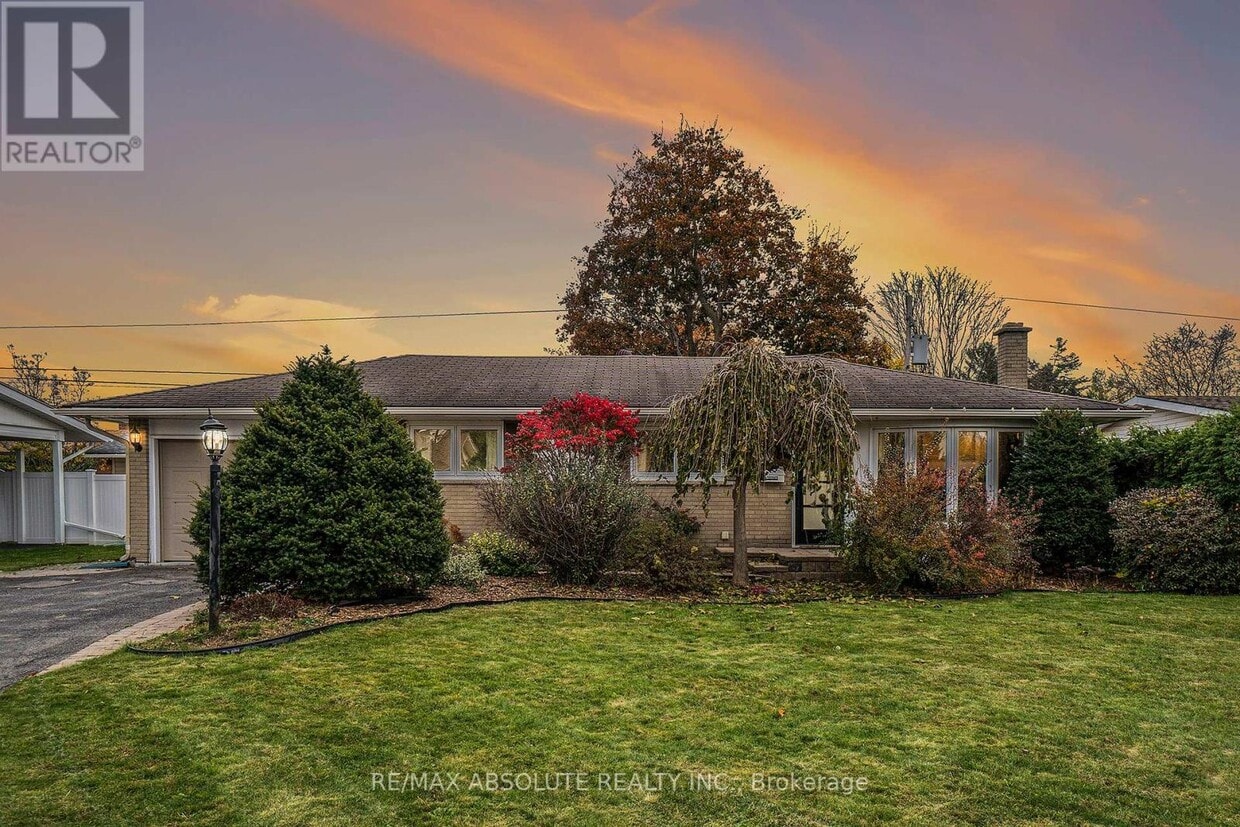 Primary Photo - 20 Harwick Crescent