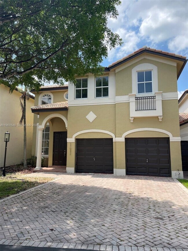 Foto del edificio - 11042 NW 48th Ln