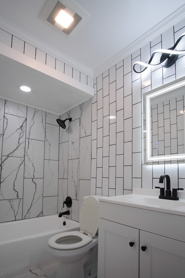 Foto del edificio - 106 Woodhouse Ln