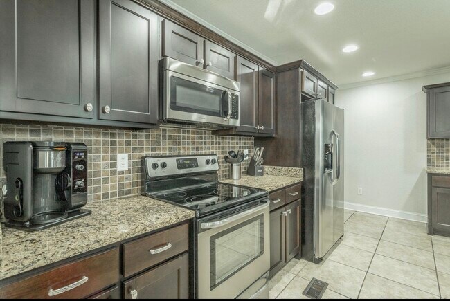 Foto del edificio - 4800 Maryland Dr