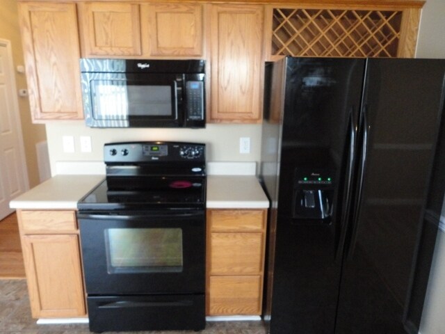 Foto del edificio - 5805 Brookshadow Dr