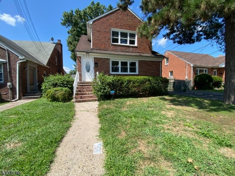 Primary Photo - 905 Sanford Ave