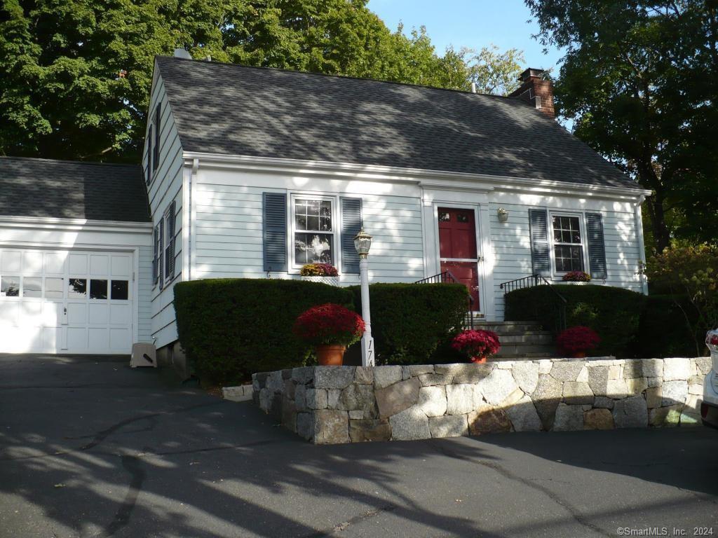 Primary Photo - 174 Hollow Tree Ridge Rd