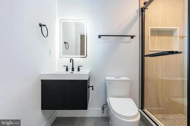 Building Photo - 1649 N 6th St