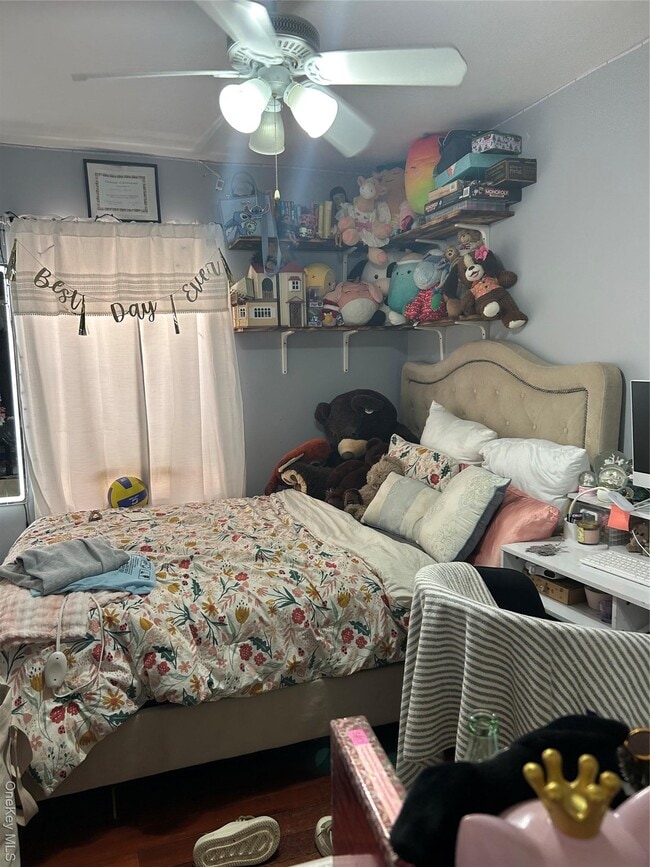 Foto del edificio - 139-11 87th Dr