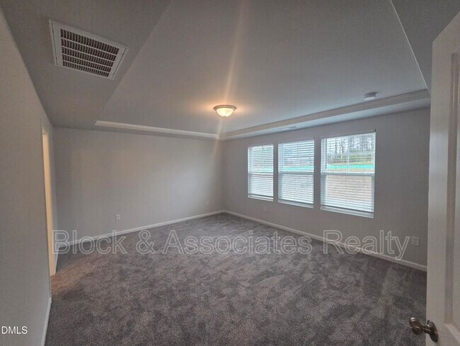 Building Photo - 109 Sea Cave Ln