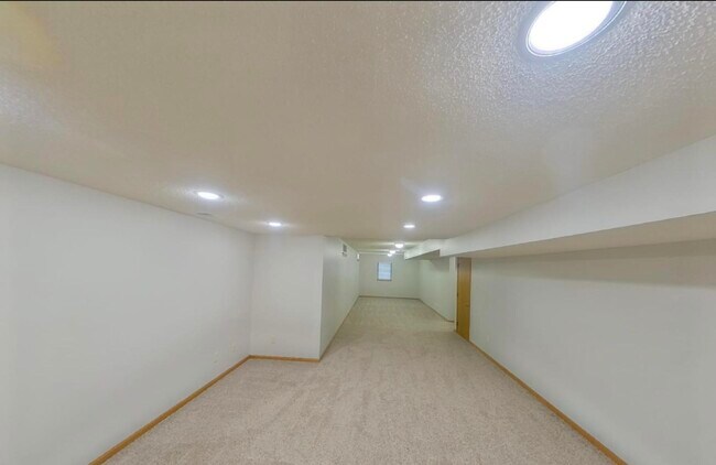 Foto del edificio - Move In Ready.