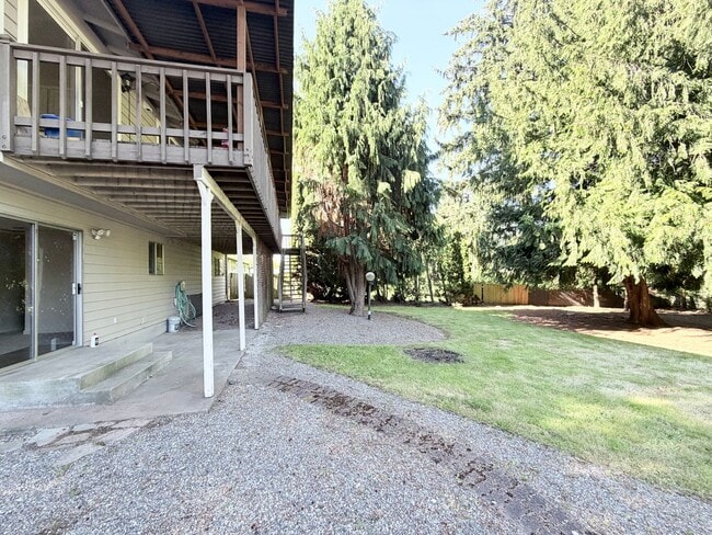 Foto del edificio - Fully updated 4 bedroom Federal Way home