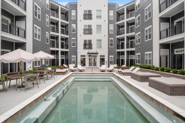 Photo - The Oliver Apartments