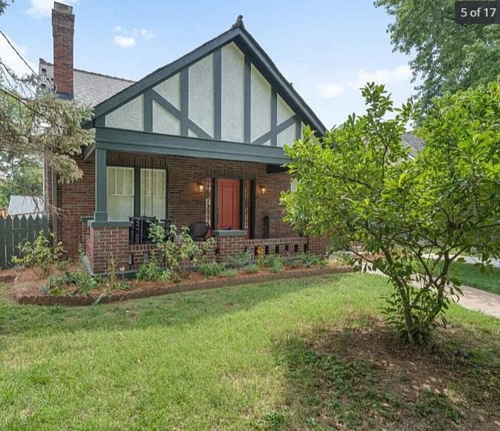 Foto principal - 1002 Fairwin Ave