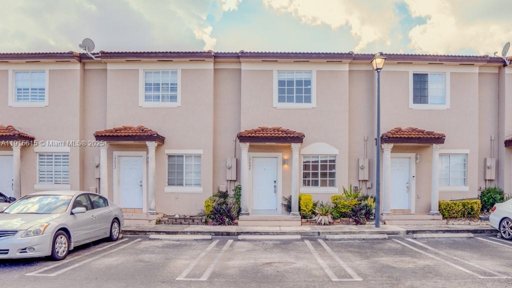 Foto principal - 17046 SW 137th Pl