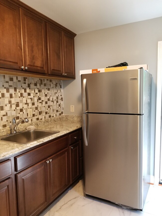 Foto del edificio - 805 N 33rd St