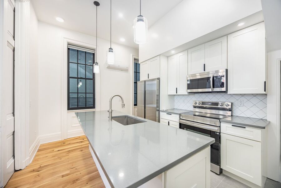 Foto principal - 1121 Dayton St