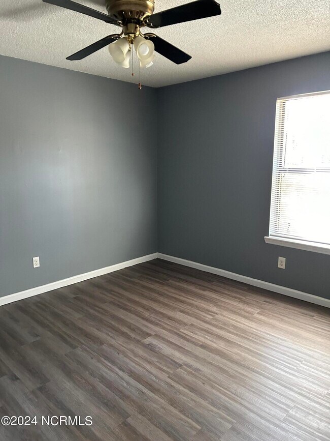Foto del edificio - 101 Wildwood Ct
