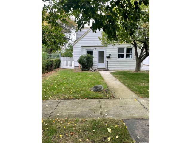 Primary Photo - 360 Merrifield Ave
