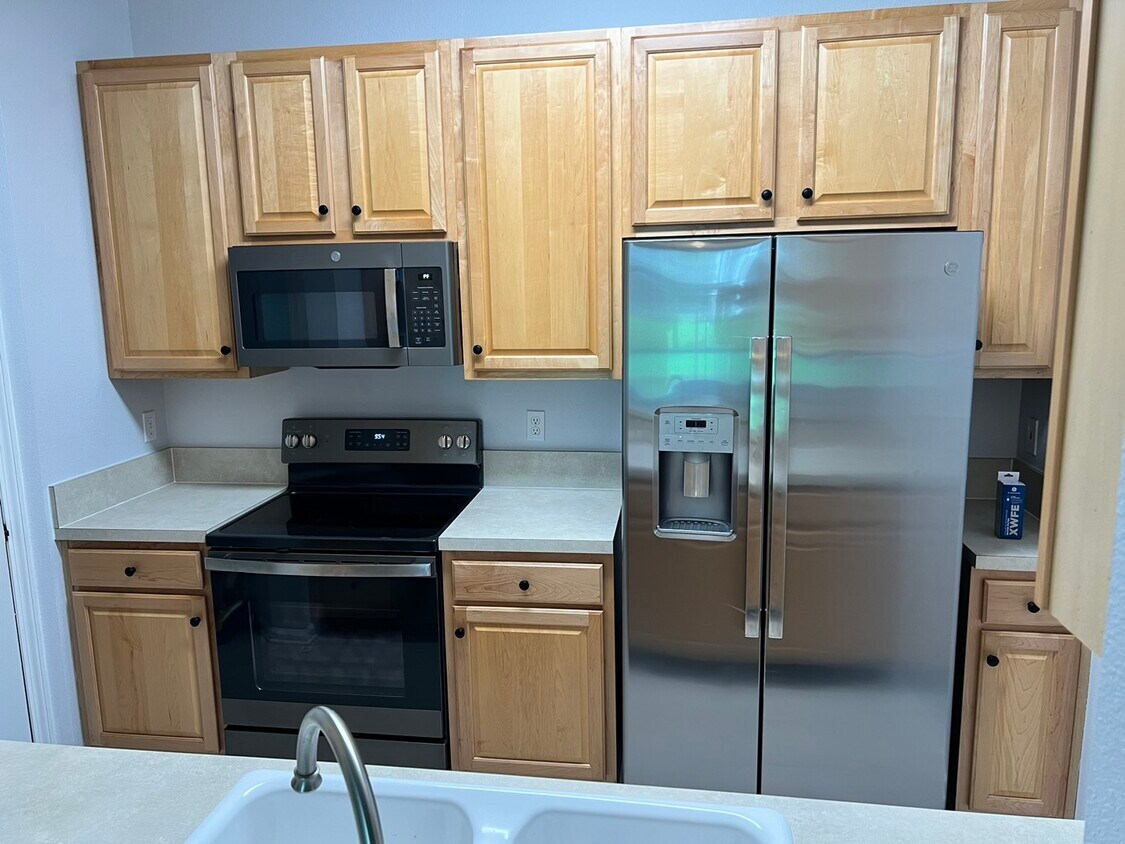 Primary Photo - 10550 Baymeadows Rd