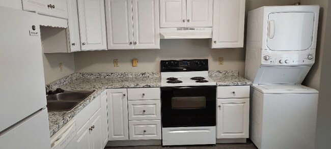 Building Photo - 1267 Sandy Bottom Cir