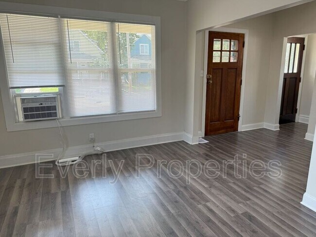 Foto del edificio - 6435 21st Ave