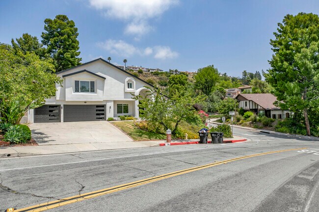 Building Photo - 3125 Emerald Isle Dr