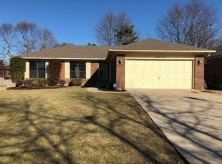 Beautifully Renovated 3 Bedroom 2 Bath Hou... - Beautifully Renovated 3 Bedroom 2 Bath Hou... House