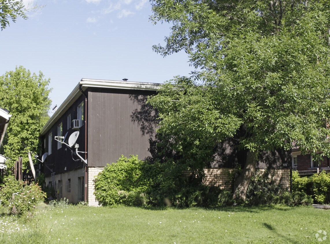 Building Photo - 970 S 500 E