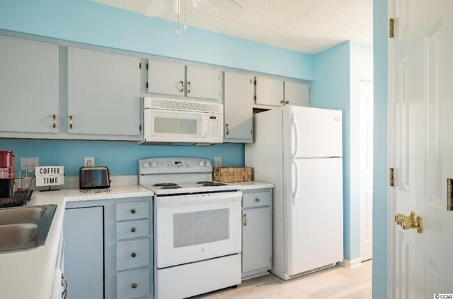 Foto del edificio - 632 Waterway Village Blvd