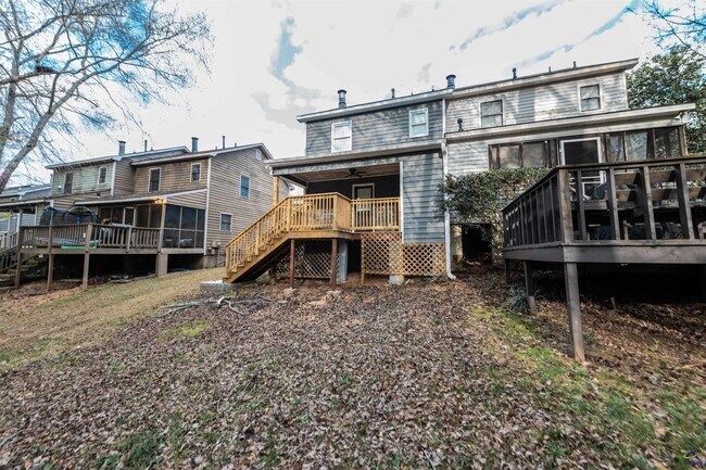 Foto del edificio - 4354 Barrington Pl