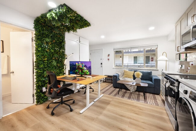 Building Photo - 15 Dravus St