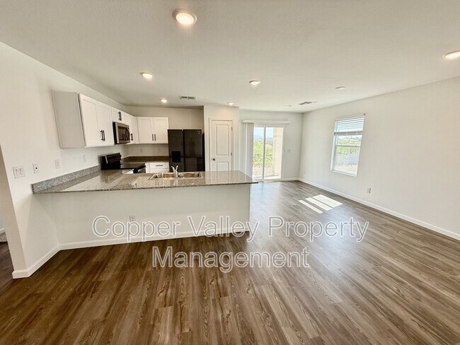 Building Photo - 955 Jubal Ln