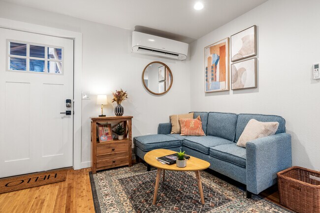 Foto del edificio - 12729 Evanston Ave N