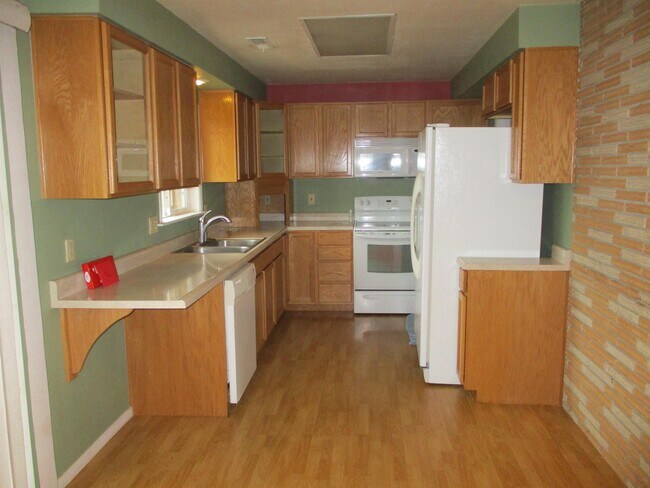 Foto del edificio - 4780 Cody Ave