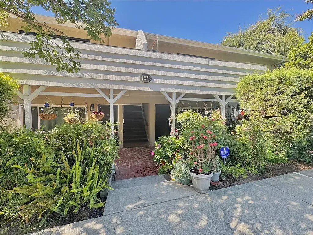 Foto principal - 198 E Laurel Ave